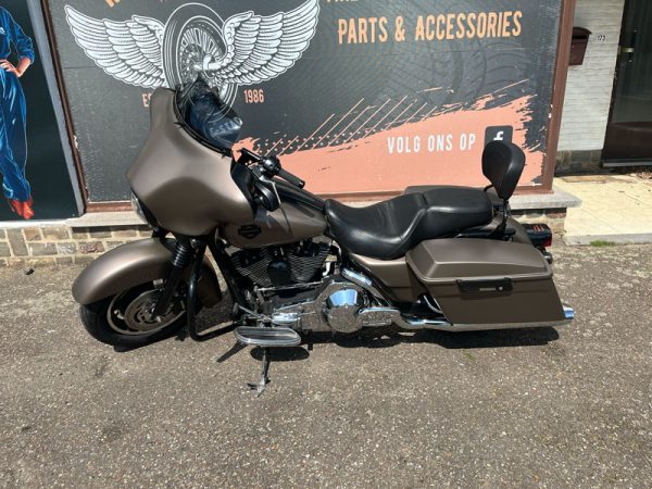 4 HD Street glide - Afbeelding 2